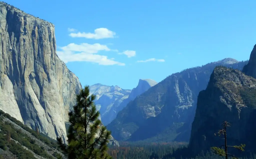 5 Mind-Blowing Views From Yosemite Valley