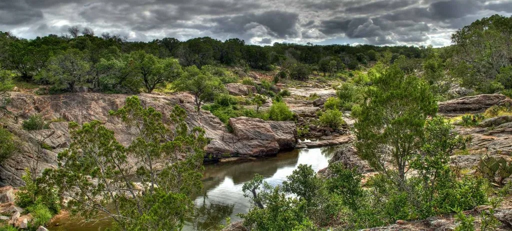 hiking in texas - inks lake state park