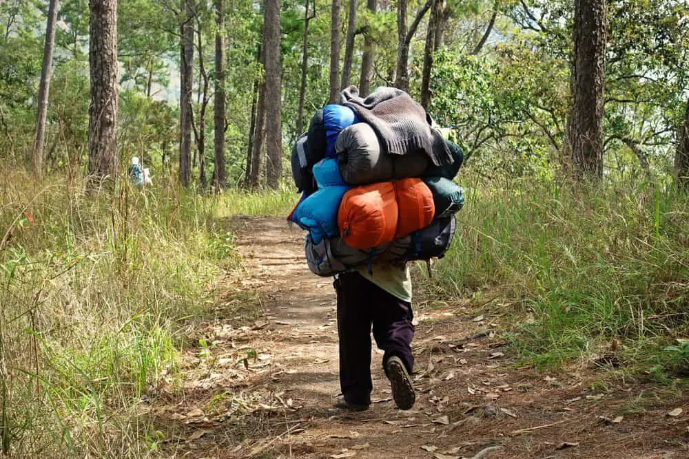 hiking with a heavy backpack vs hiking with a weighted vest