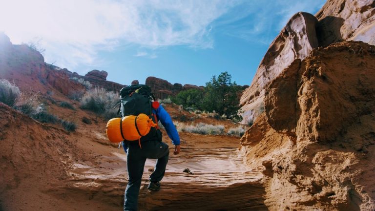 Backpacking vs Hiking: The Ultimate Showdown