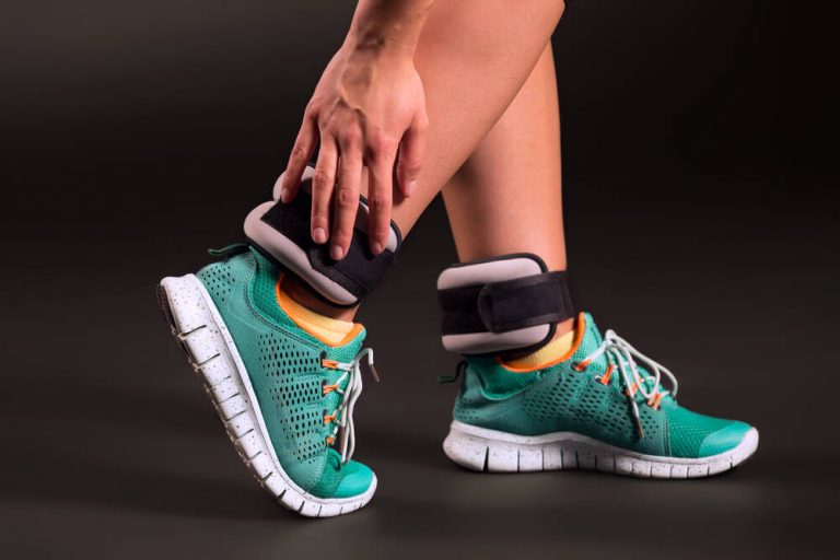 Hiking With Ankle Weights: A Great Lower Body Workout