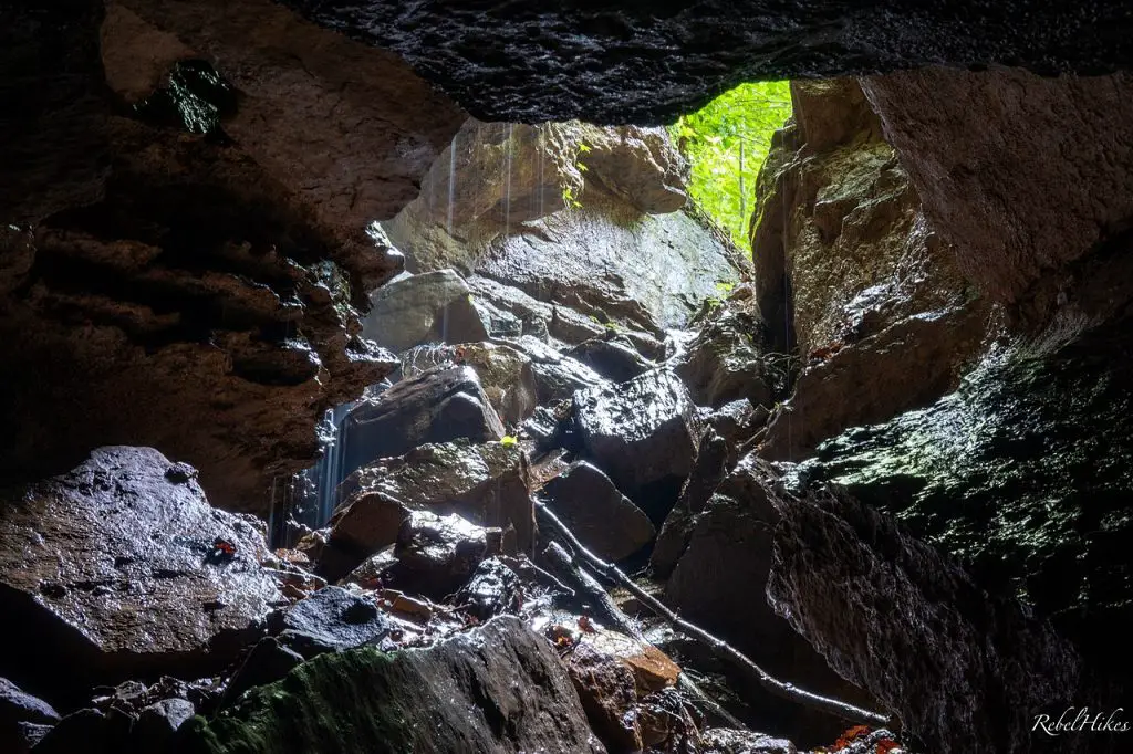 cave tours in georgia