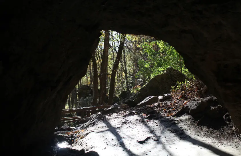 Maquoketa Caves State Park