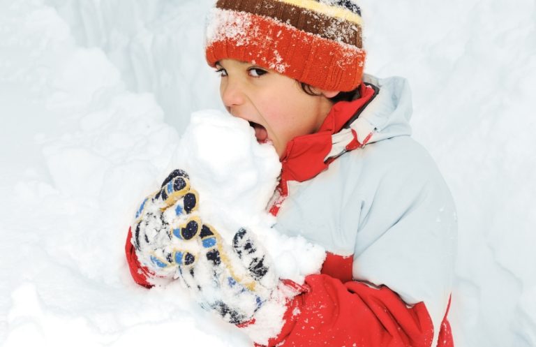 Does Eating Snow Dehydrate You? The Ultimate Guide