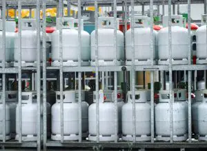 Where to Store Small Propane Tanks? The Ultimate Guide for Safety & Convenience